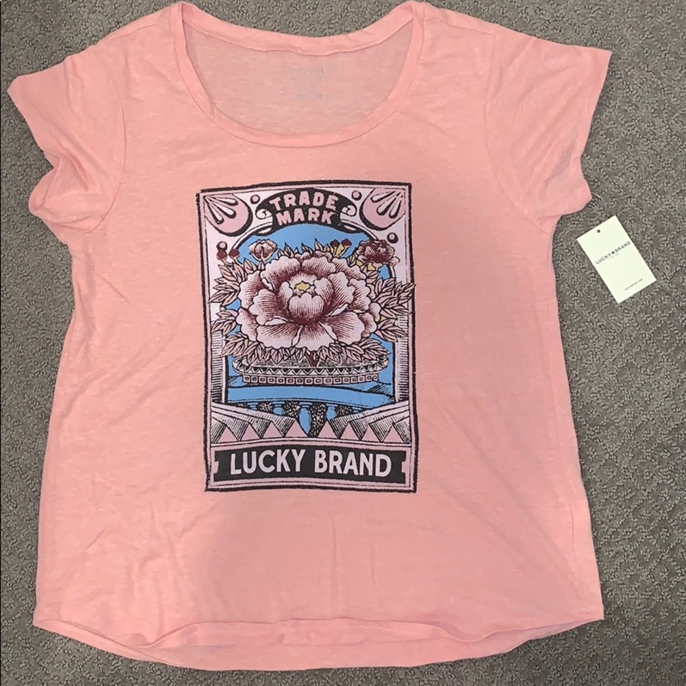 Lucky Brand Tee.